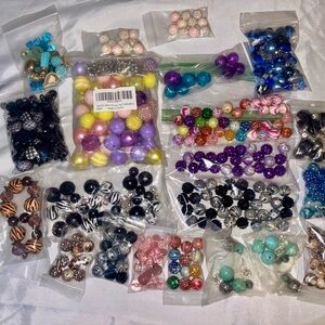 Bubblegum bead lot